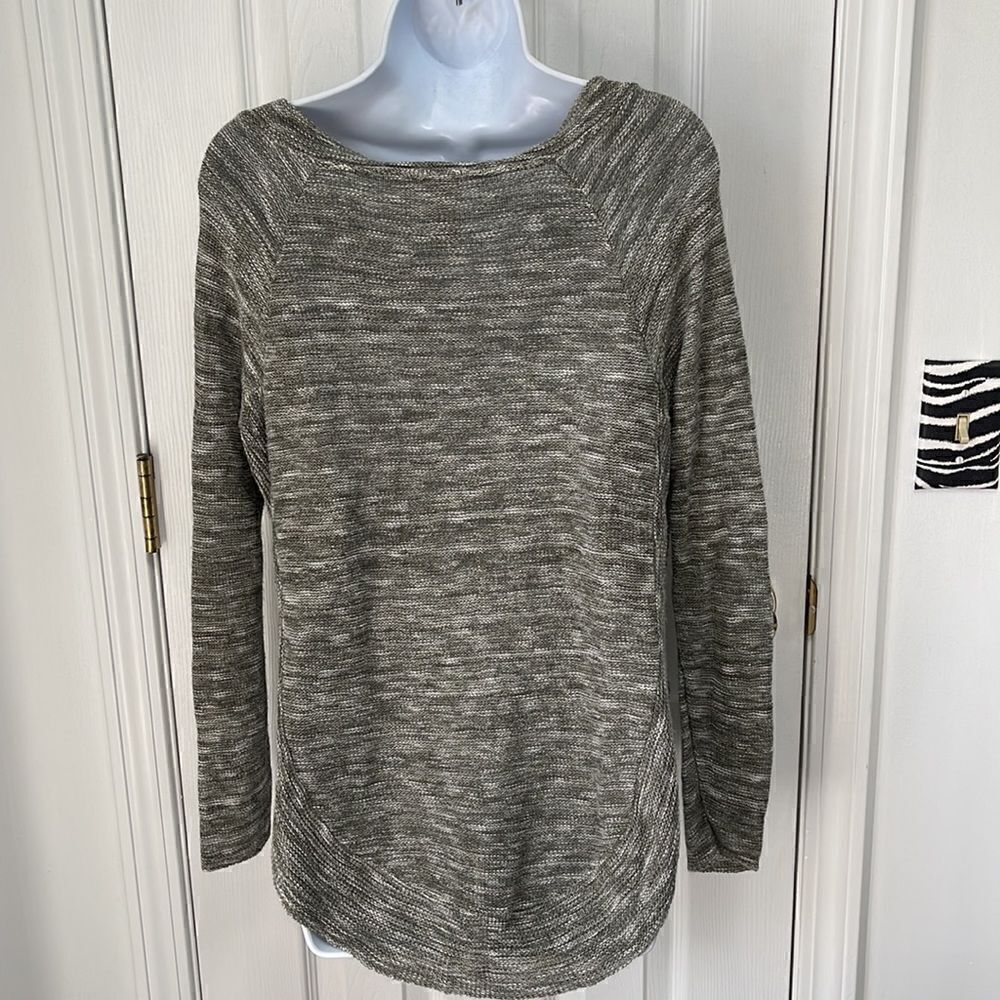 Sweater - Picture 3 of 5